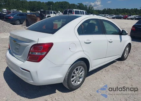 2018 Chevrolet Sonic Lt Auto z USA, uszkodzony, nr VIN 1G1JD5SB4J4122741